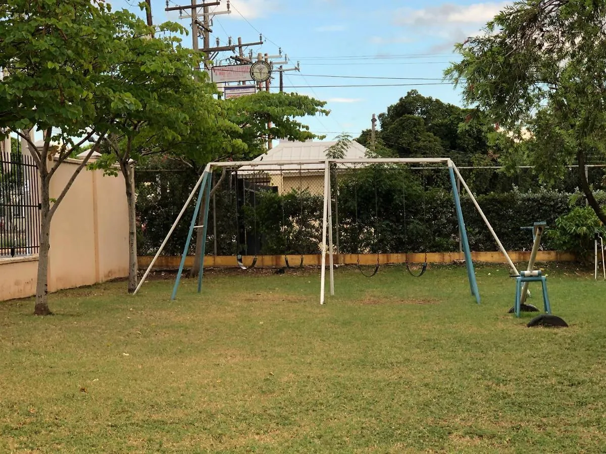 Dawn'S Comfort Zone Kingston Jamaica