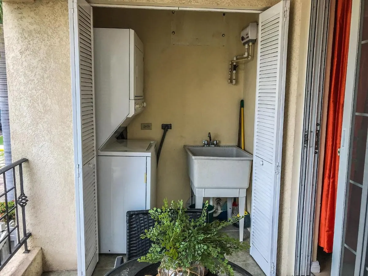 Apartamento Dawn'S Comfort Zone Kingston Jamaica