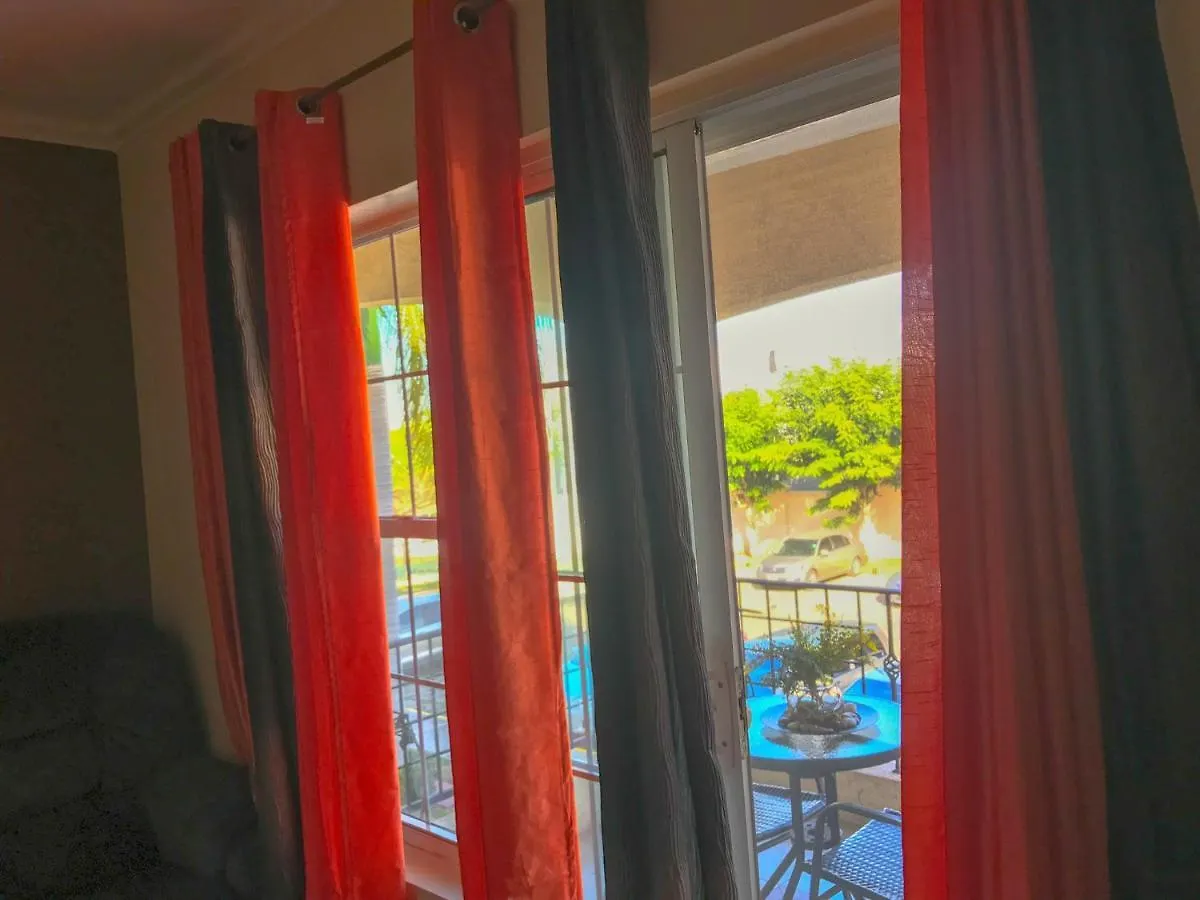 Dawn'S Comfort Zone Kingston Apartamento